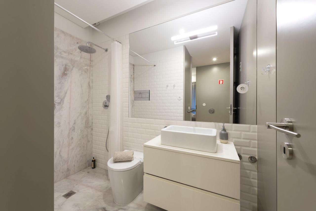 Lovelystay - Stylish Central Apartment By Bolhao Market Porto Ngoại thất bức ảnh